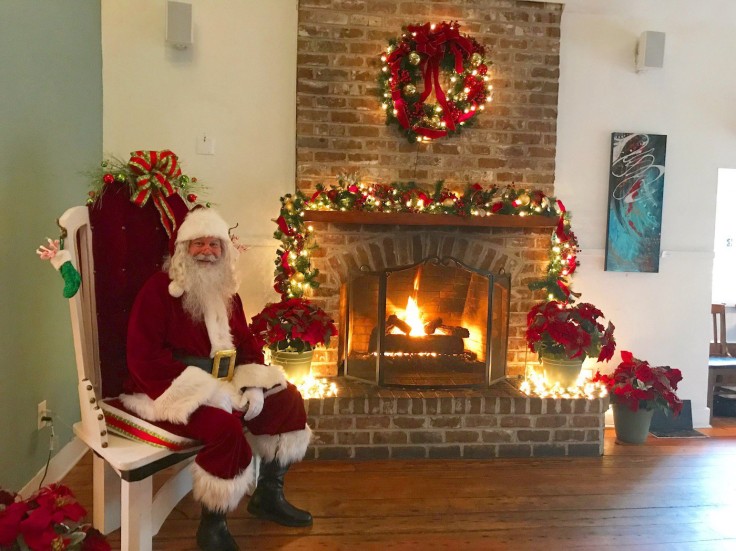 Santa at Alexander's Restaurant