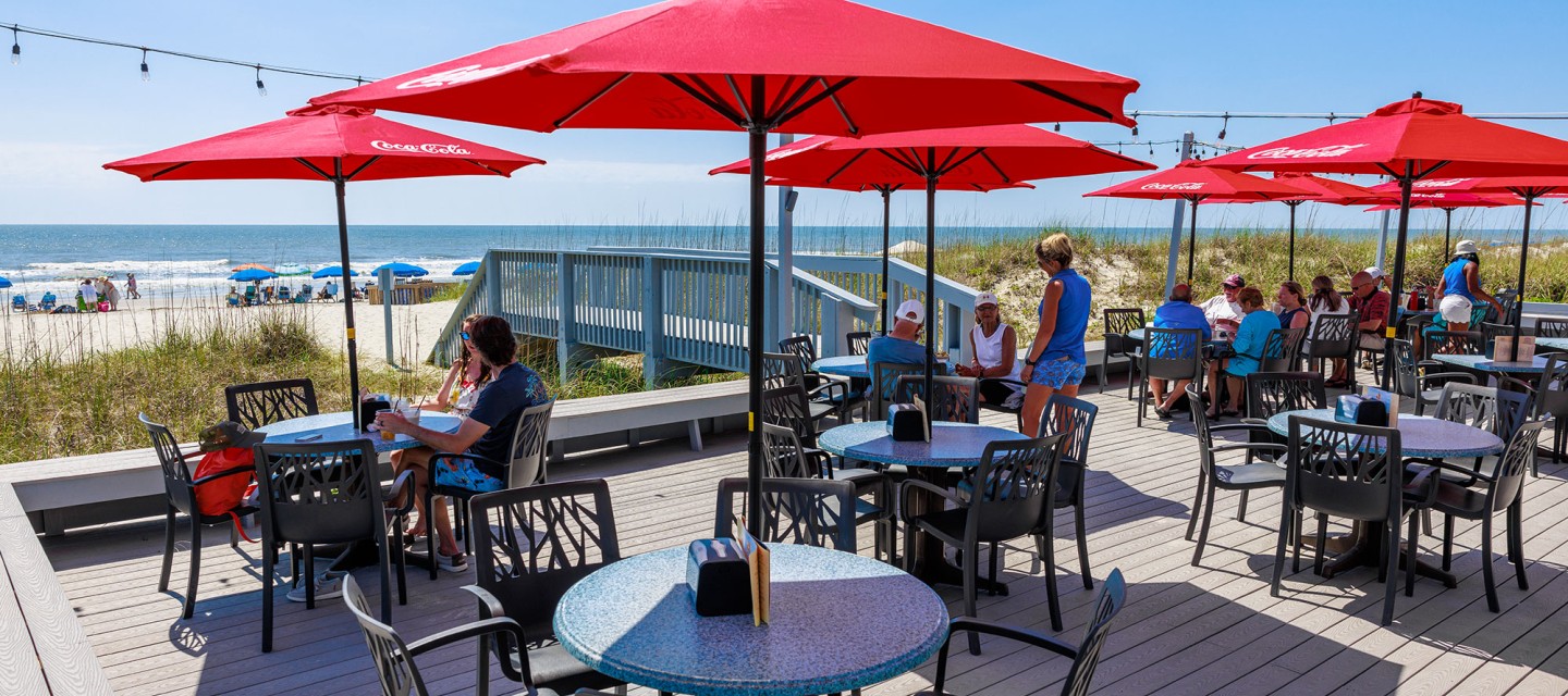 The Dunes House dining  with views of the beach