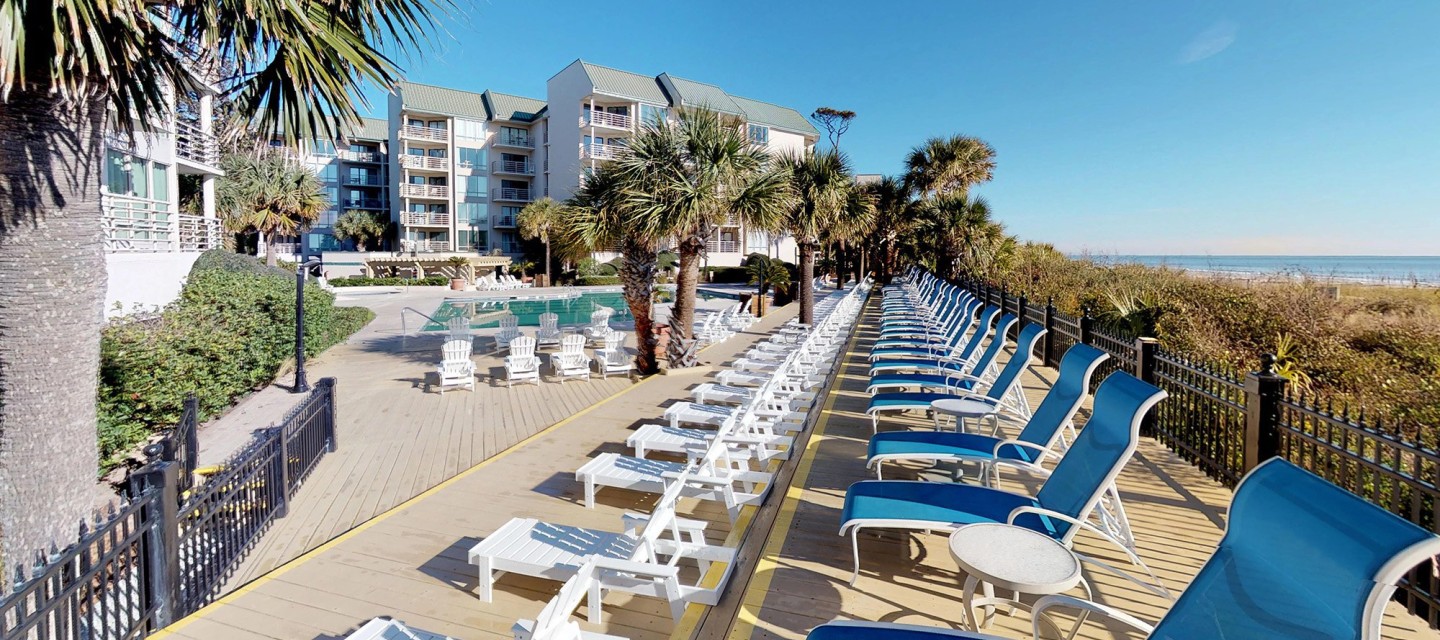 oceanfront pool and pool lounge chairs